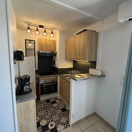 2pièces à Avec Garage - Fr-1-466a-53 * Fréjus